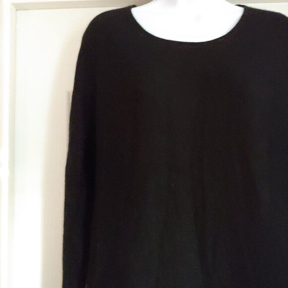 41 Hawthorne Women Black Cashmere Pullover  Quiet Luxury Minimalist  1X - Picture 3 of 8